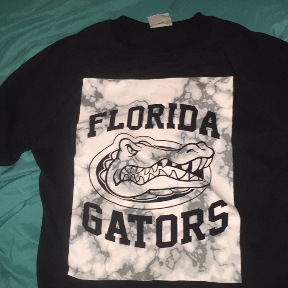 Black sweatshirt with Florida gators logo.
